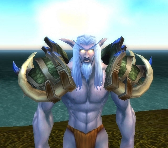 Wrathful Gladiator's Chain Spaulders preview 2